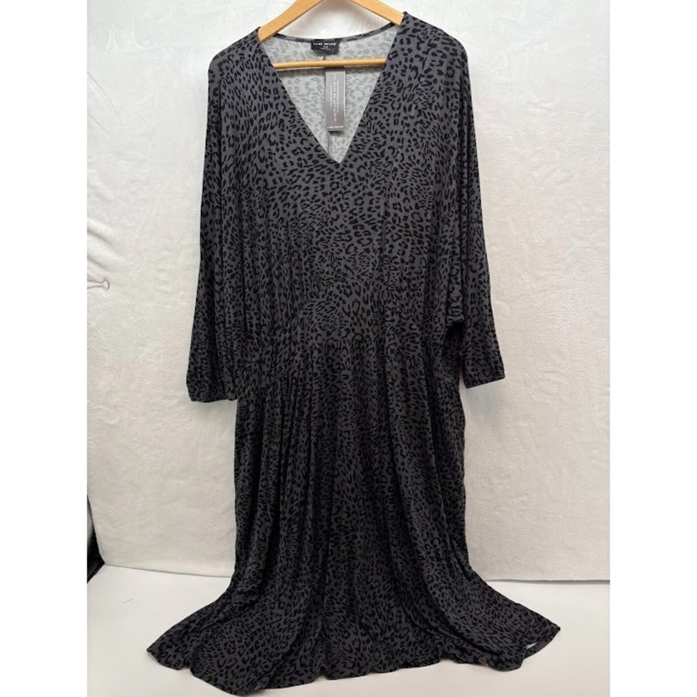 Lane Bryant Women's Leopard Print Gray Dress Size 26/28 Midi Length Soft NWT
